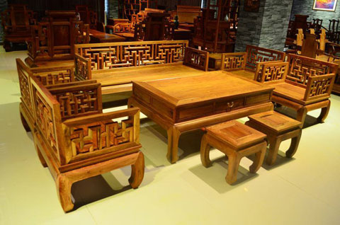 細(xì)說(shuō)影響緬甸花梨木紅木家具價(jià)格的因素