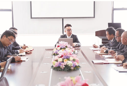 超人廚衛羅董：不是行情不好，是以前過得太滋潤