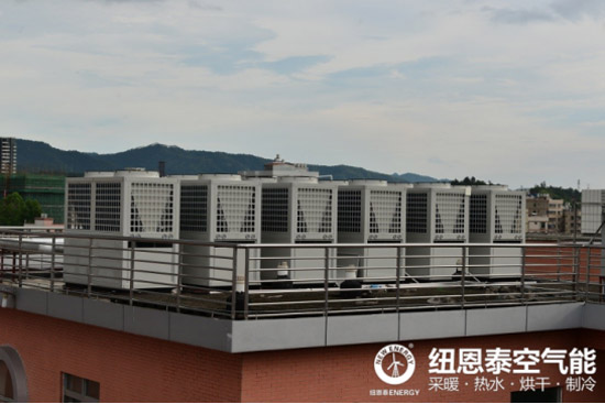 怎么說，聽說空氣能要搶空調(diào)的飯碗了？