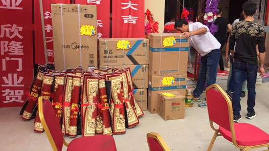 重溫：新多高端別墅門(mén)河南新蔡旗艦店盛大開(kāi)業(yè)
