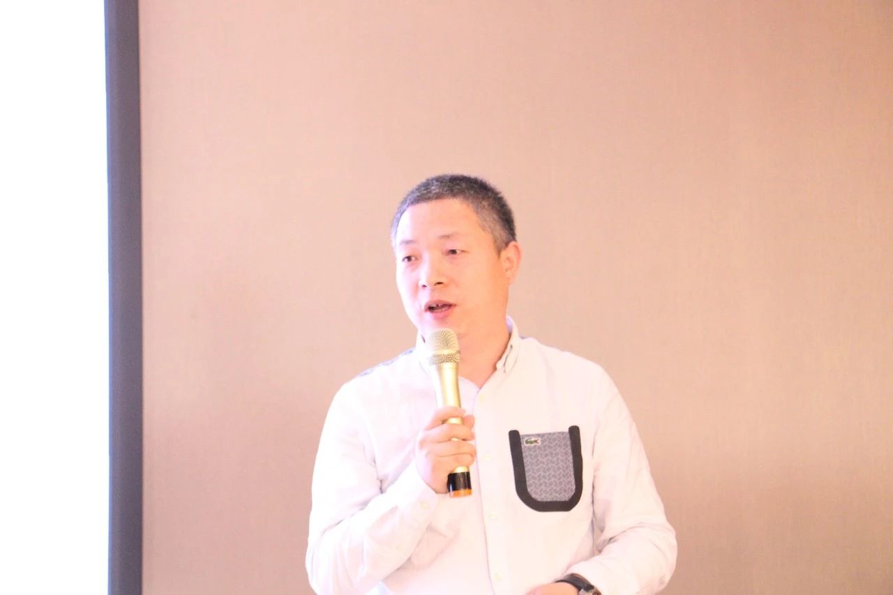 劉治國(guó)：跟著陽(yáng)光照明干就是有錢(qián)賺