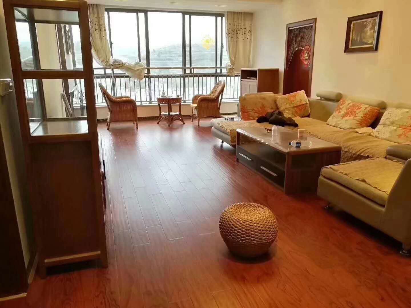 品牌日記|榮事達地板優秀品質征服消費者，多地捷報頻傳
