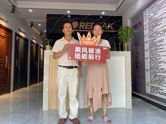紅橡樹門窗回訪團(tuán)隊(duì)繼續(xù)踏上征程，走訪撫州黎川和南昌進(jìn)賢專賣店
